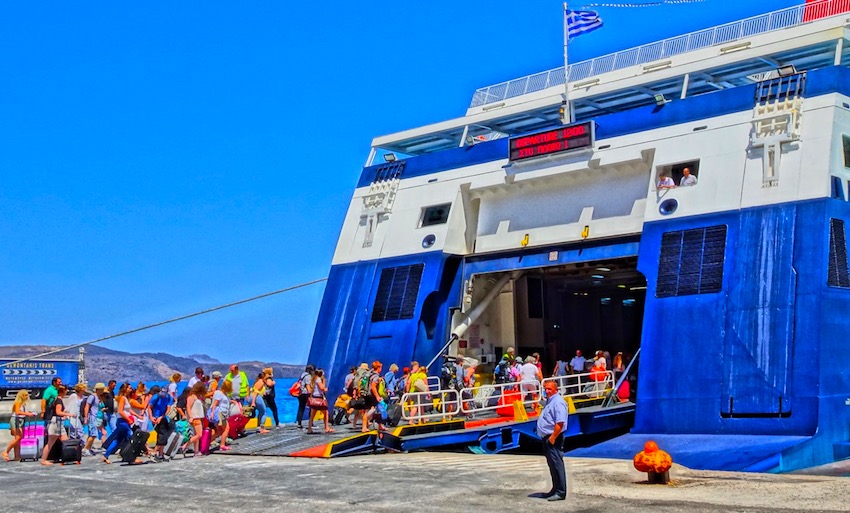 Group tour, Santorini